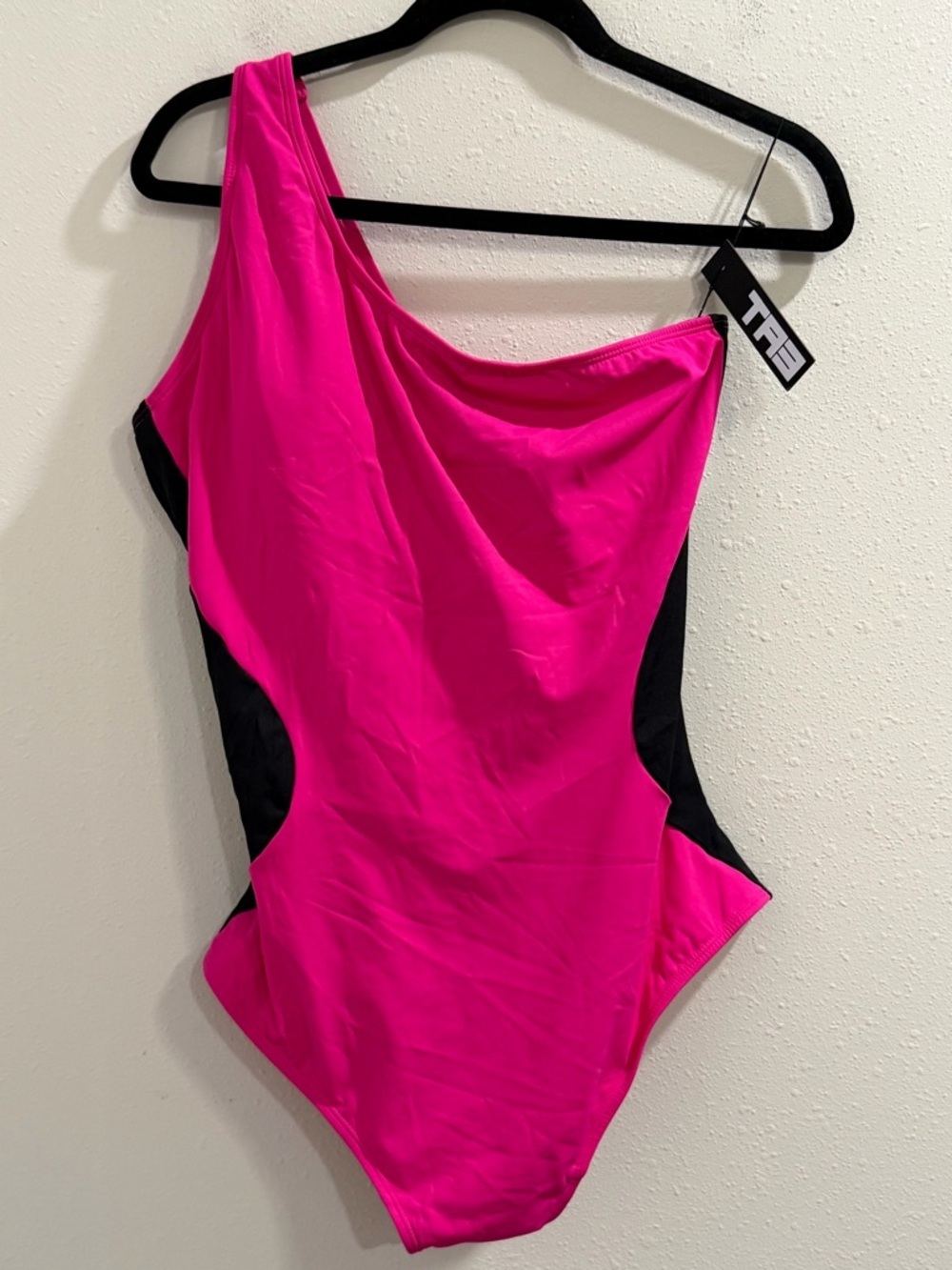 TA3 NWT Size 2X Short Pink Black One Sidey Contour One Piece Swimsuit Summer